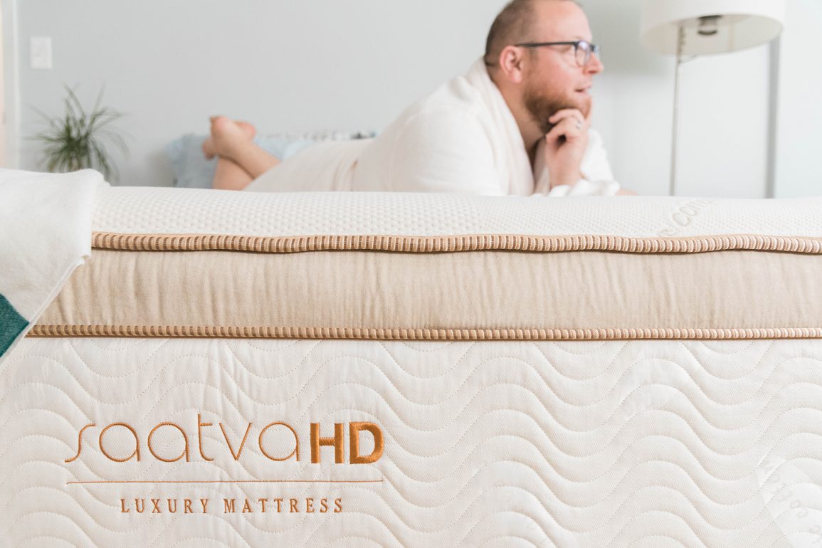 Review The Saatva HD is a Luxury Mattress for Plus Size People Chubstr