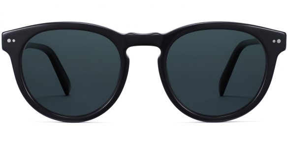 Hayes Wide Sunglasses in Jet Black (Non-Rx)
