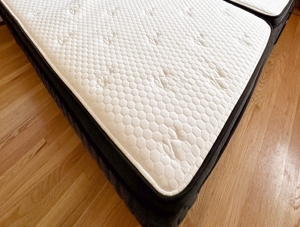 Titan Luxe Mattress with Glaciotex Cooling Cover Review